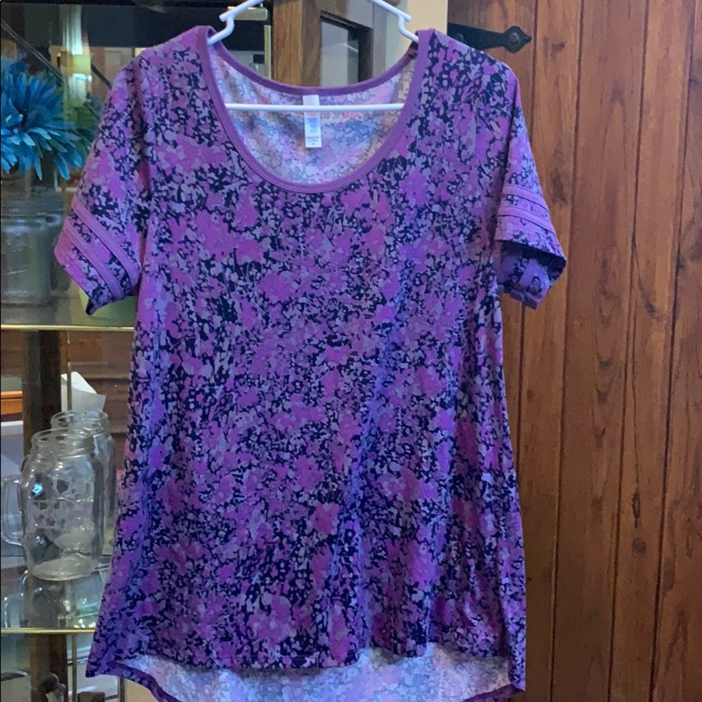 LuLaRoe short sleeve shirt